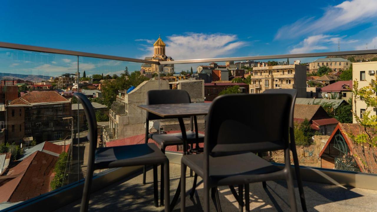 Hotel Banovani Tbilisi Bagian luar foto
